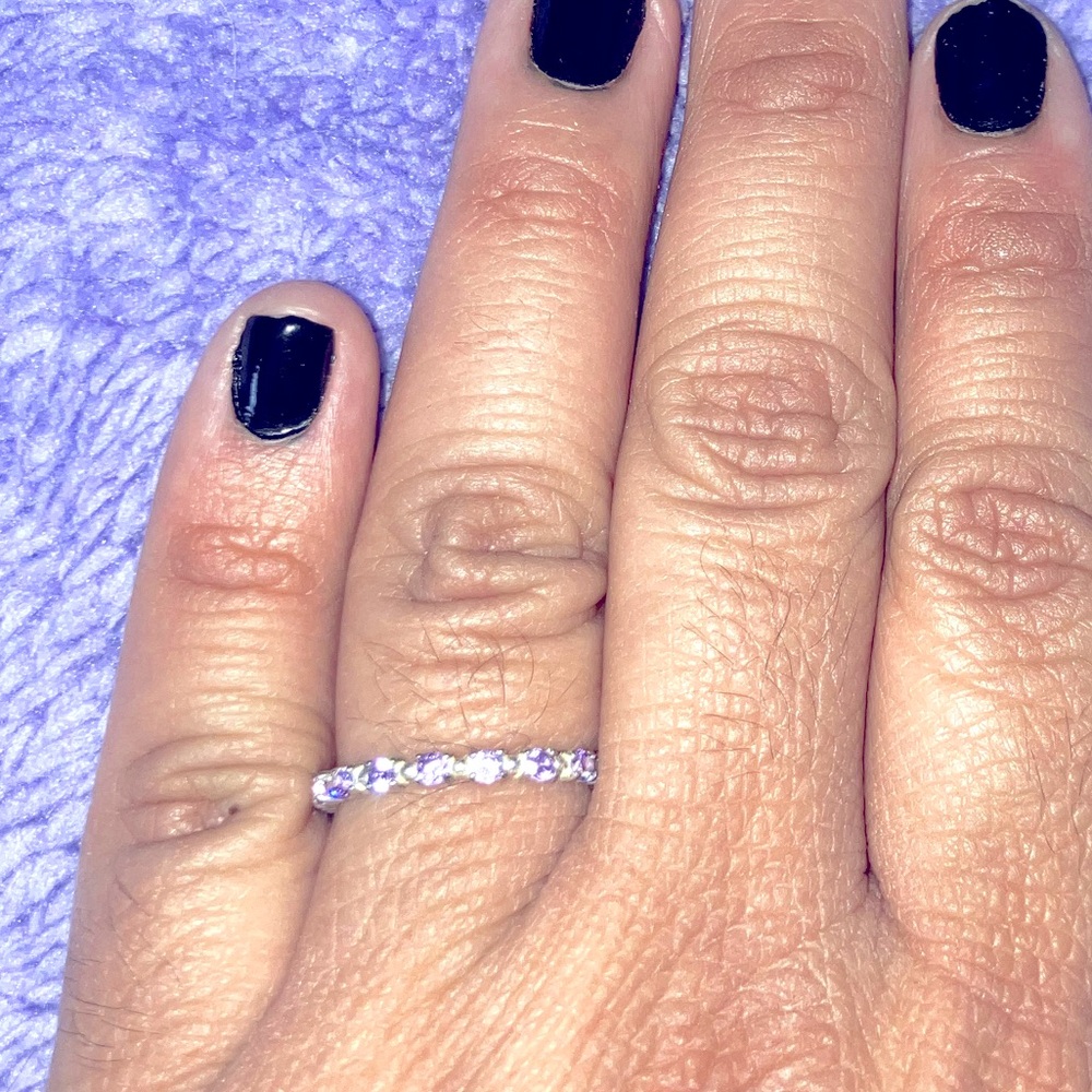 Avon sterling silver February birthstone ring size 6